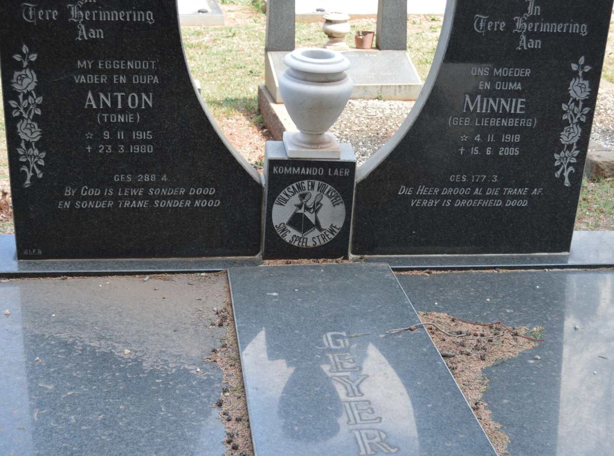 GEYER Anton 1915-1980 &amp; Minnie LIEBENBERG 1918-2005