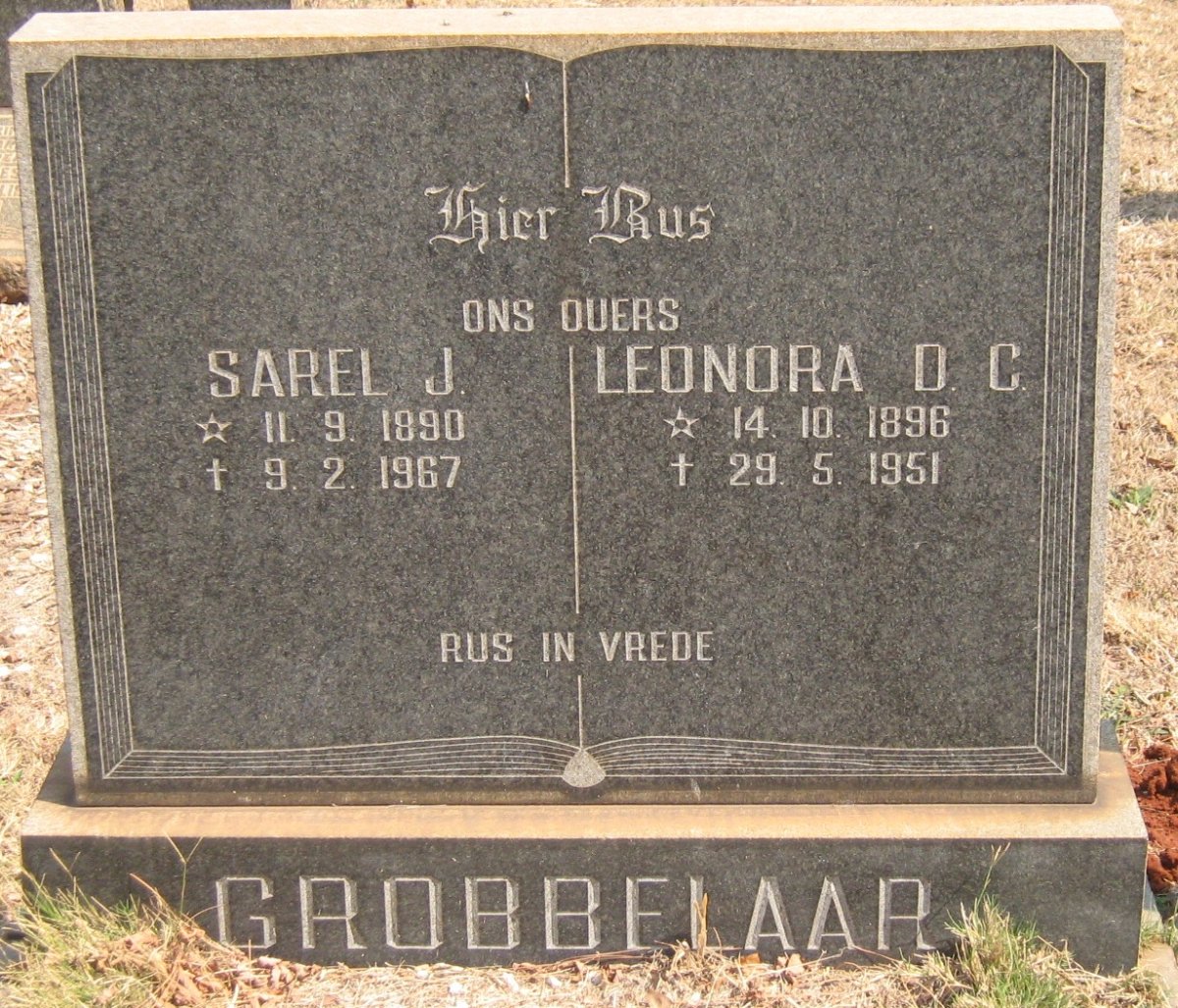 GROBBELAAR Sarel J. 1890-1967 &amp; Leonora D.C. 1896-1951