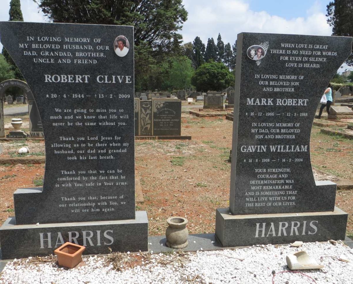 HARRIS Robert Clive 1944-2009 :: HARRIS Mark Robert 1966-1988 :: HARRIS Gavin William 1965-2004