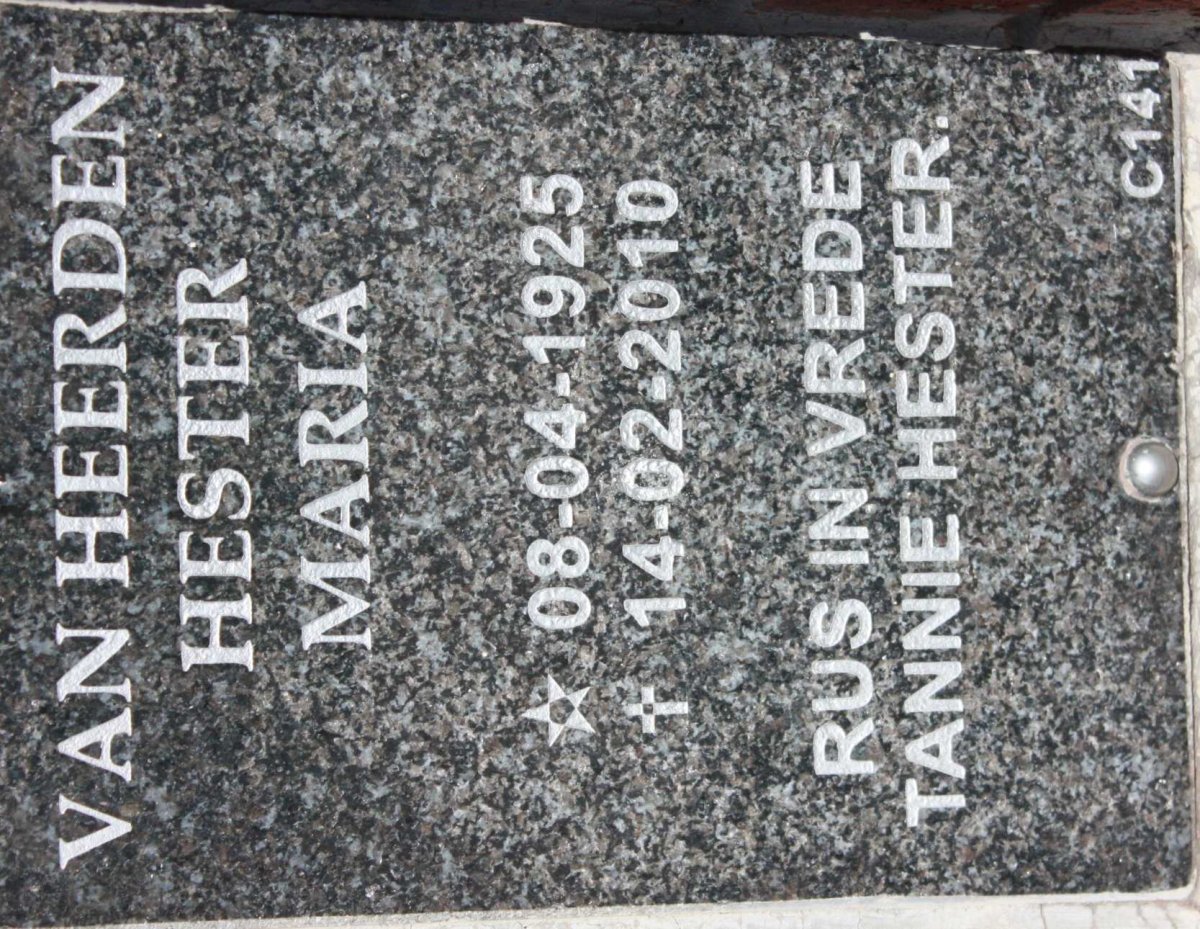 HEERDEN Hester Maria, van 1925-2010