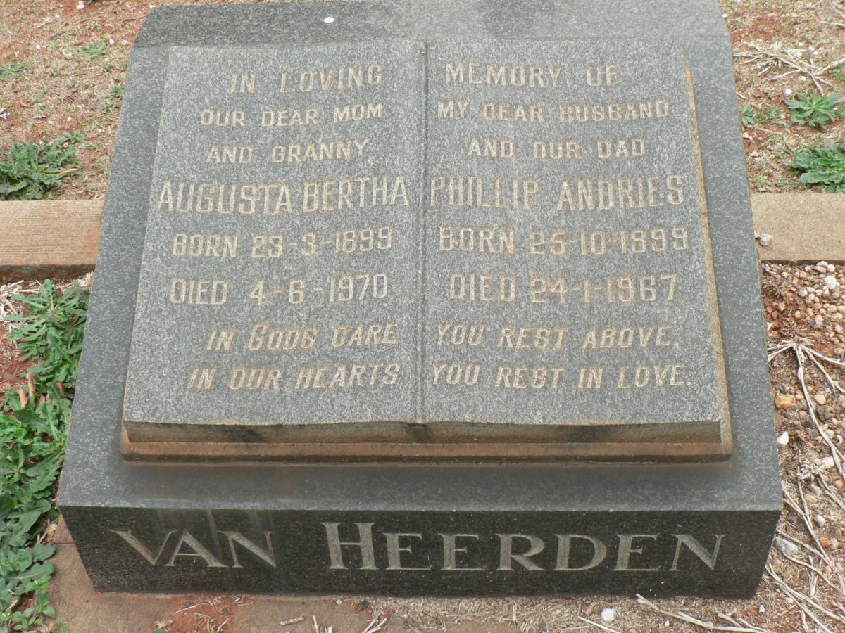 HEERDEN Phillip Andries, van 1899-1967 &amp; Augusta Bertha 1899-1970