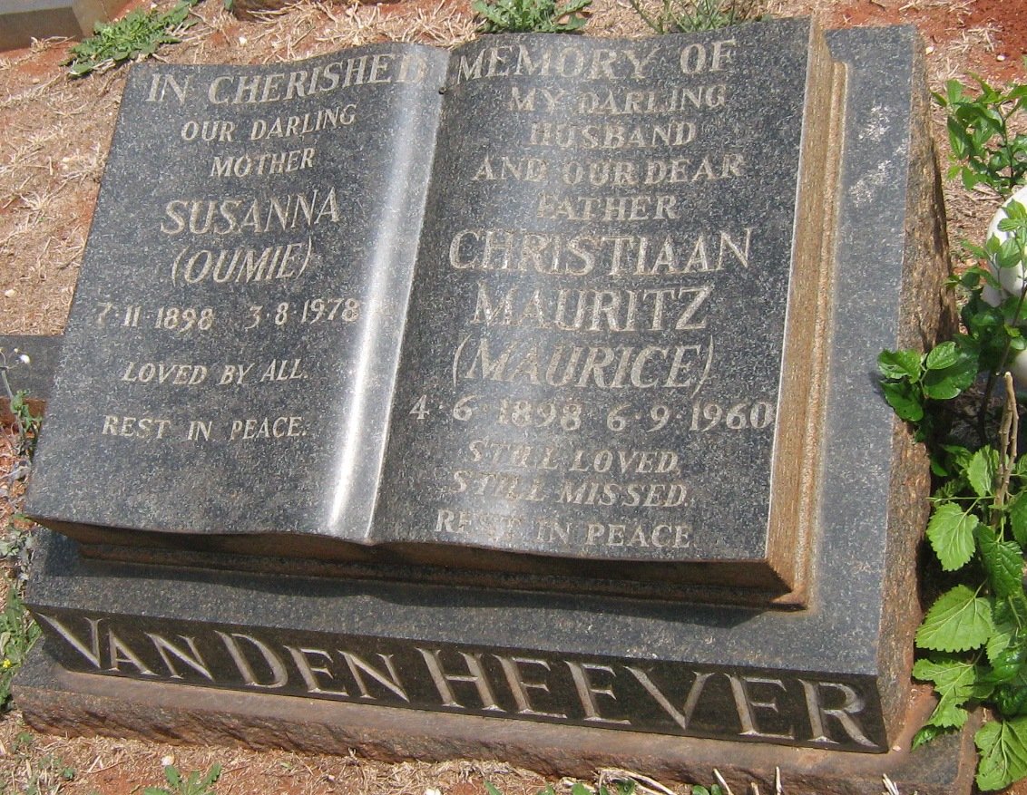 HEEVER Christiaan Mauritz, van den 1898-1960 &amp; Susanna 1898-1978