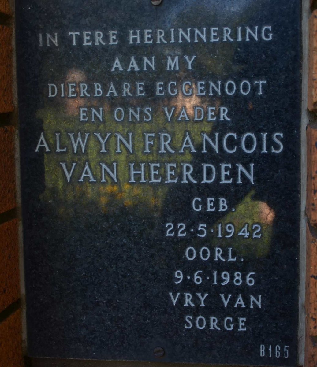 HEERDEN Alwyn Francois, van 1942-1986