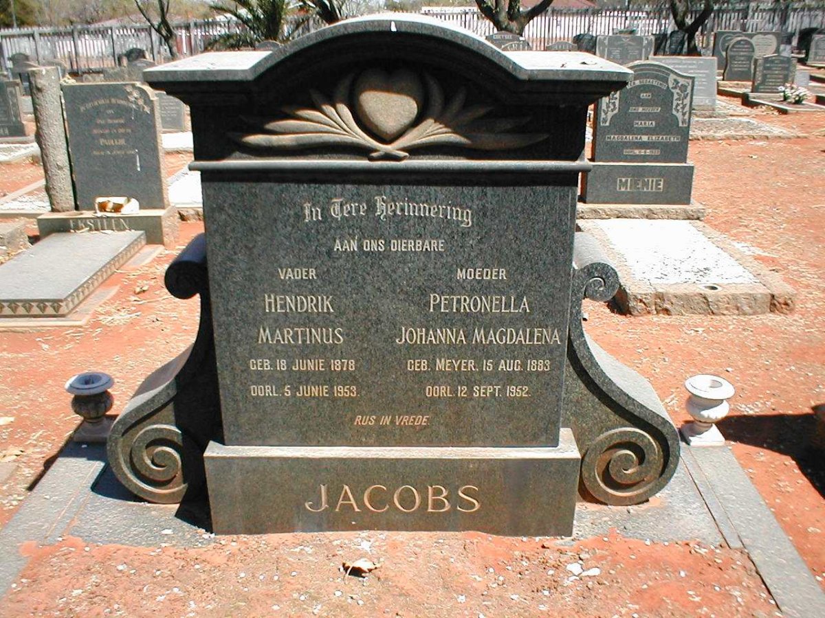 JACOBS Hendrik Martinus 1878-1953 &amp; Petronella Johanna Magdalena MEYER 1883-1952