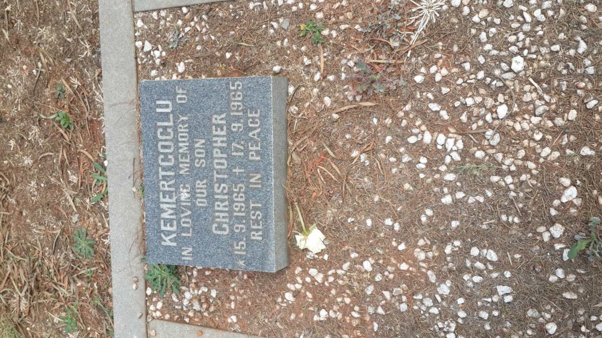 KEMERTGOGLU Christopher 1965-1965