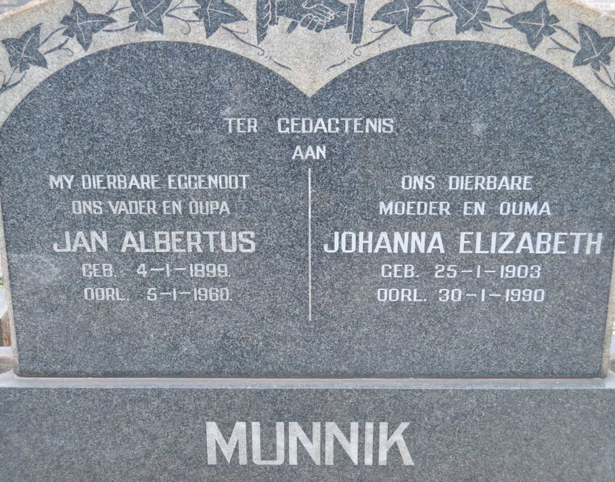 MUNNIK Jan Albertus 1899-1960 &amp; Johanna Elizabeth 1903-1990