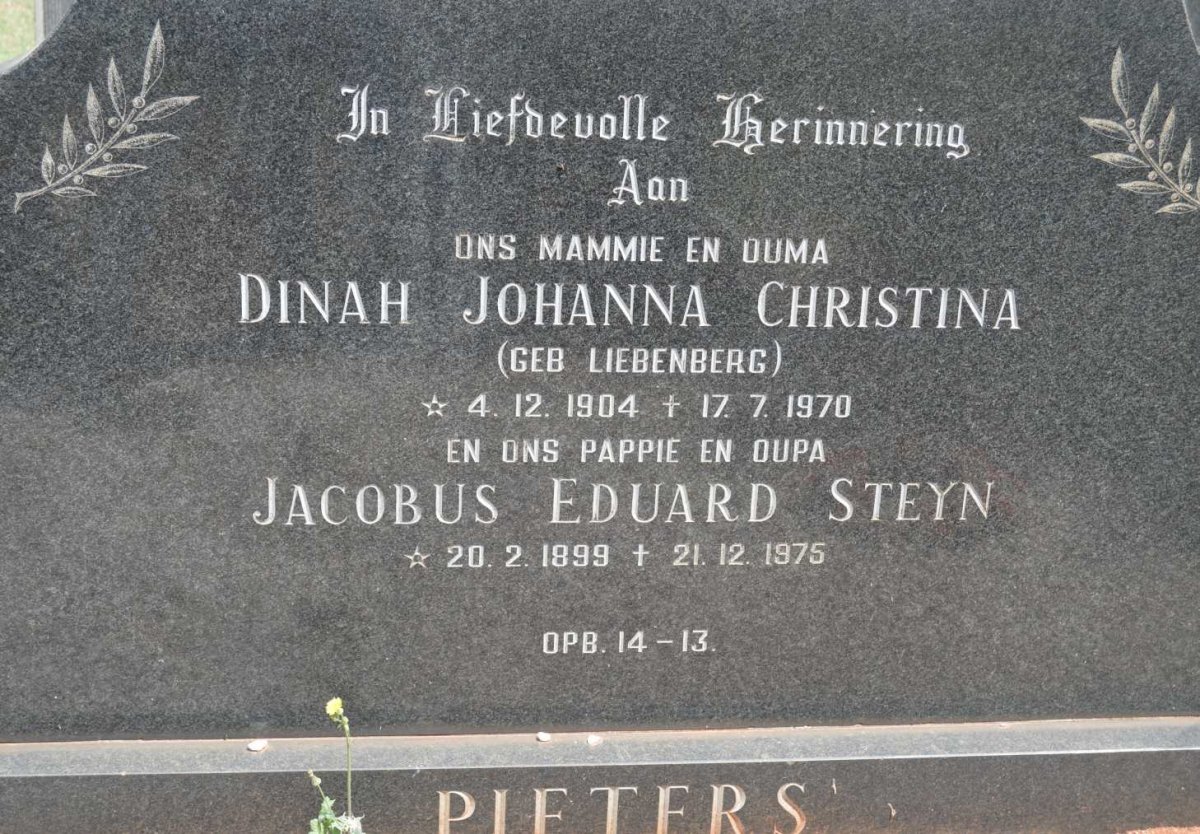 PIETERS Jacobus Eduard Steyn 1899-1975 &amp; Dinah Johanna Christina LIEBENBERG 1904-1970