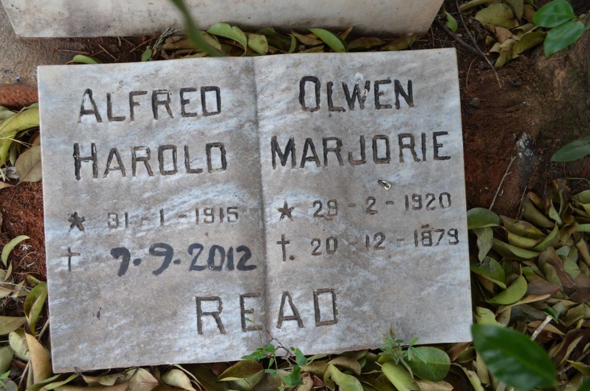 READ Alfred Harold 1915-2012 &amp; Olwen Marjorie 1920-1979