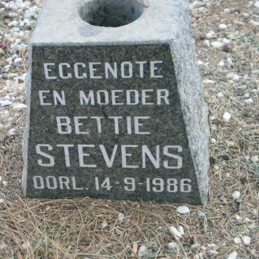 STEVENS Bettie -1986
