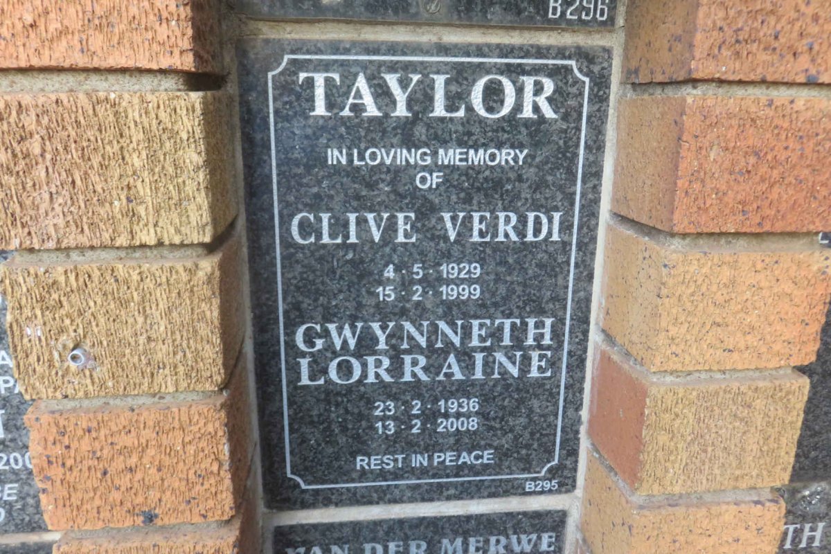 TAYLOR Clive Verdi 1929-1999 &amp; Gwynneth Lorraine 1936-2008