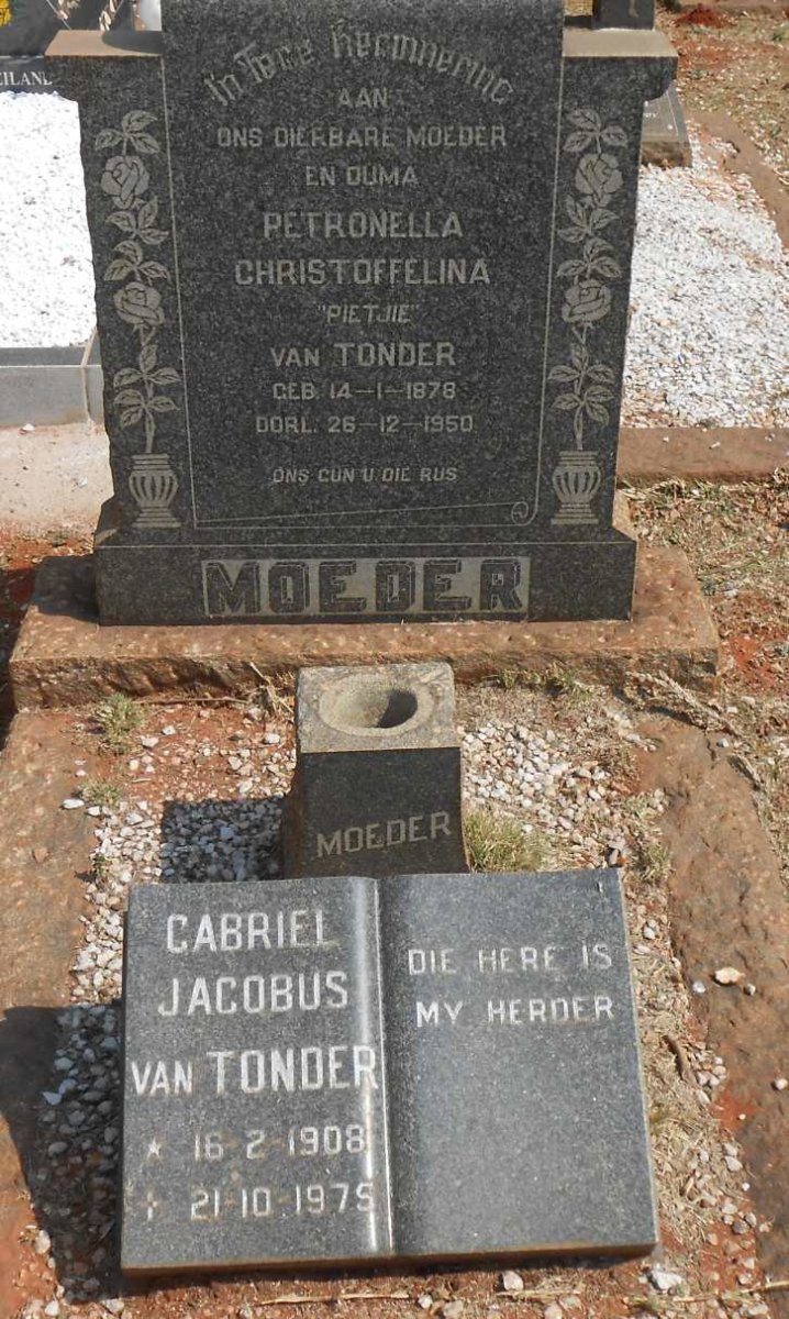 TONDER Petronella Christoffelina, van 1878-1950 :: VAN TONDER Gabriel Jacobus 1908-1975