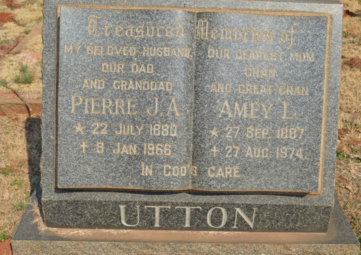 UTTON Pierre J.A. 1880-1966 &amp; Amey L. 1887-1974
