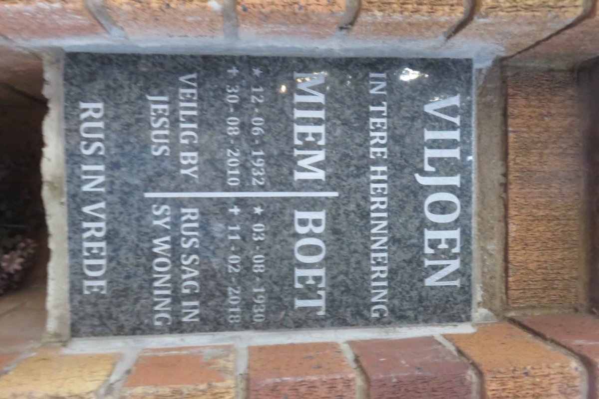 VILJOEN Boet 1930-2018 &amp; Miem 1932-2010