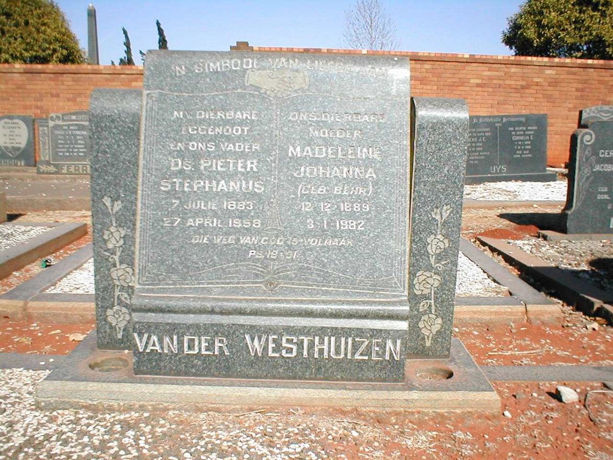 WESTHUIZEN Pieter Stephanus, van der 1883-1958 &amp; Madeleine BEHR 1889-1982