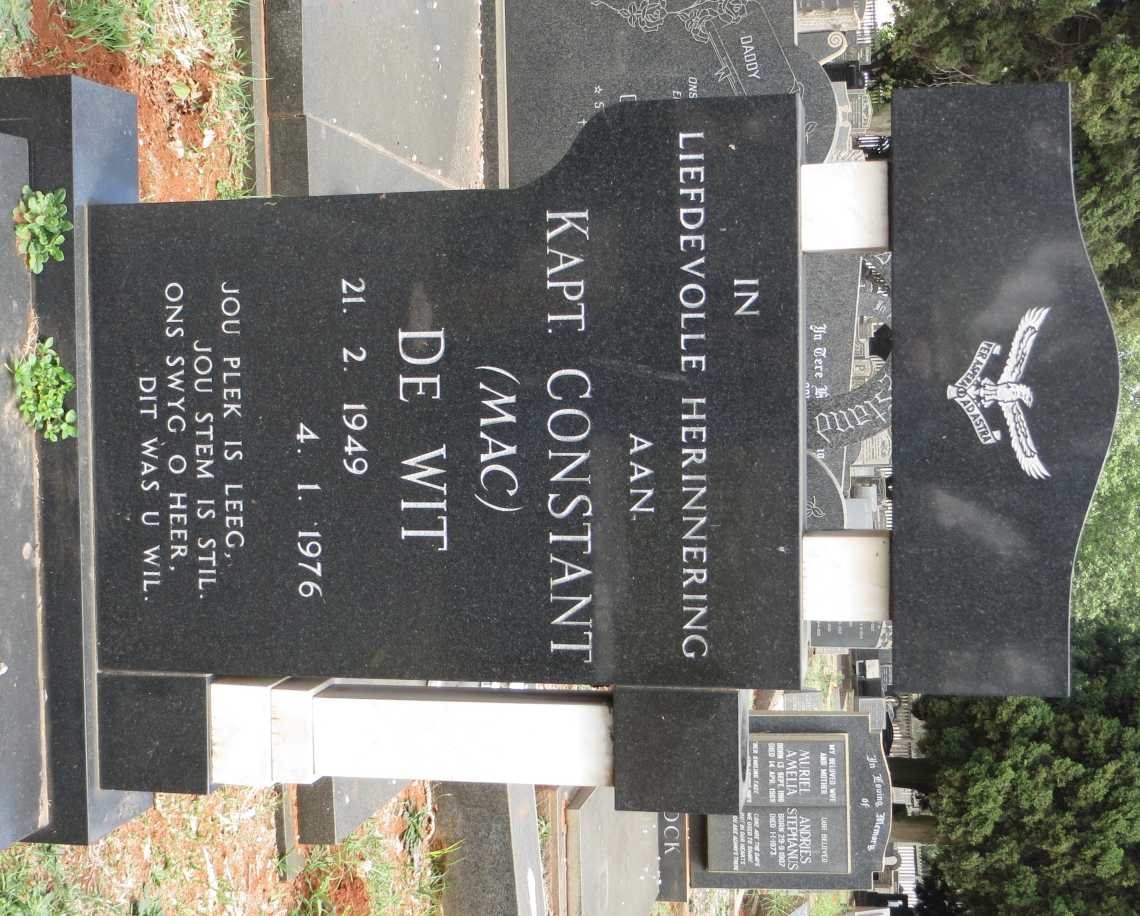 WIT Constant, de 1949-1976