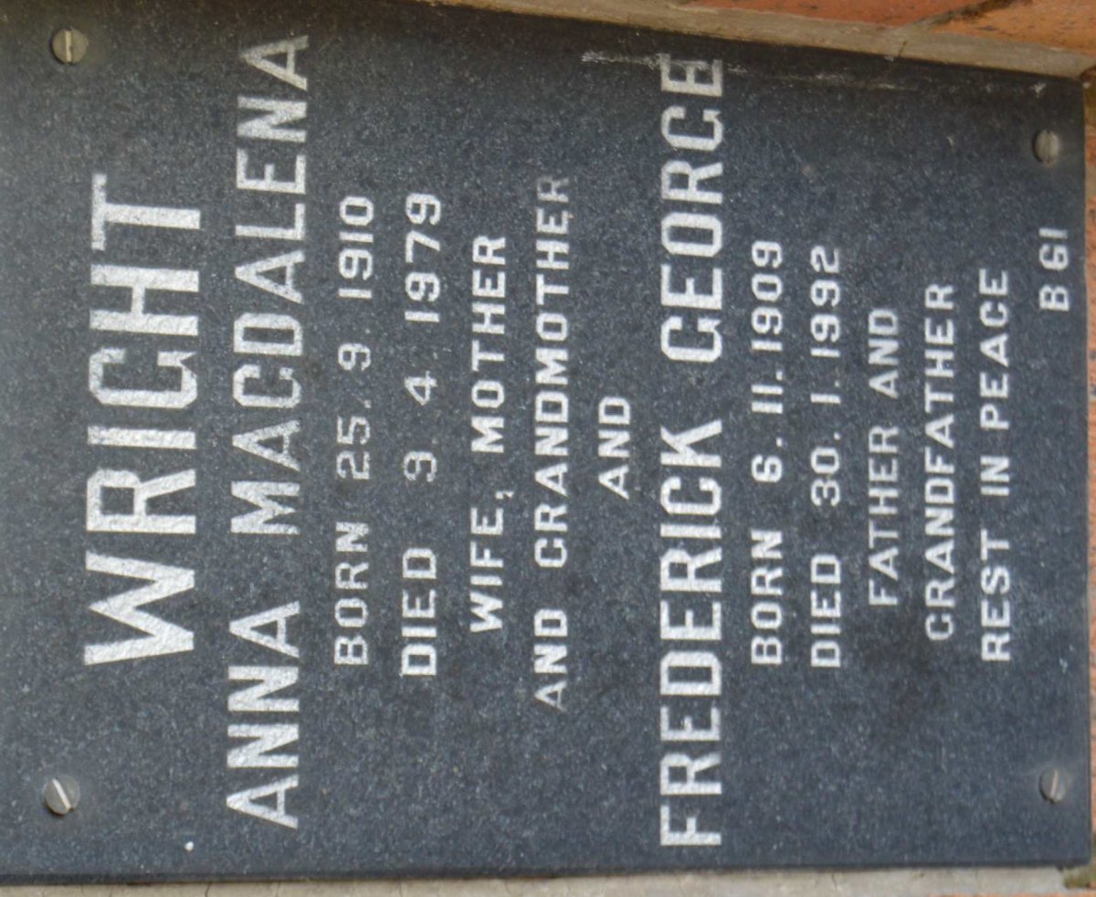 WRIGHT Frederick George 1909-1992 &amp; Anna Magdalena 1910-1979