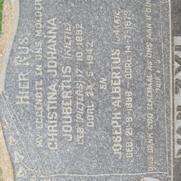 ZYL Joseph Albertus, van 1886-1979 &amp; Christina Johanna Joubertus PIETERS 1892-1942 