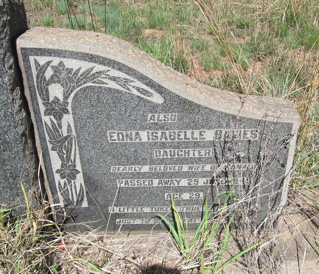 DAVIES Edna Isabelle -194?