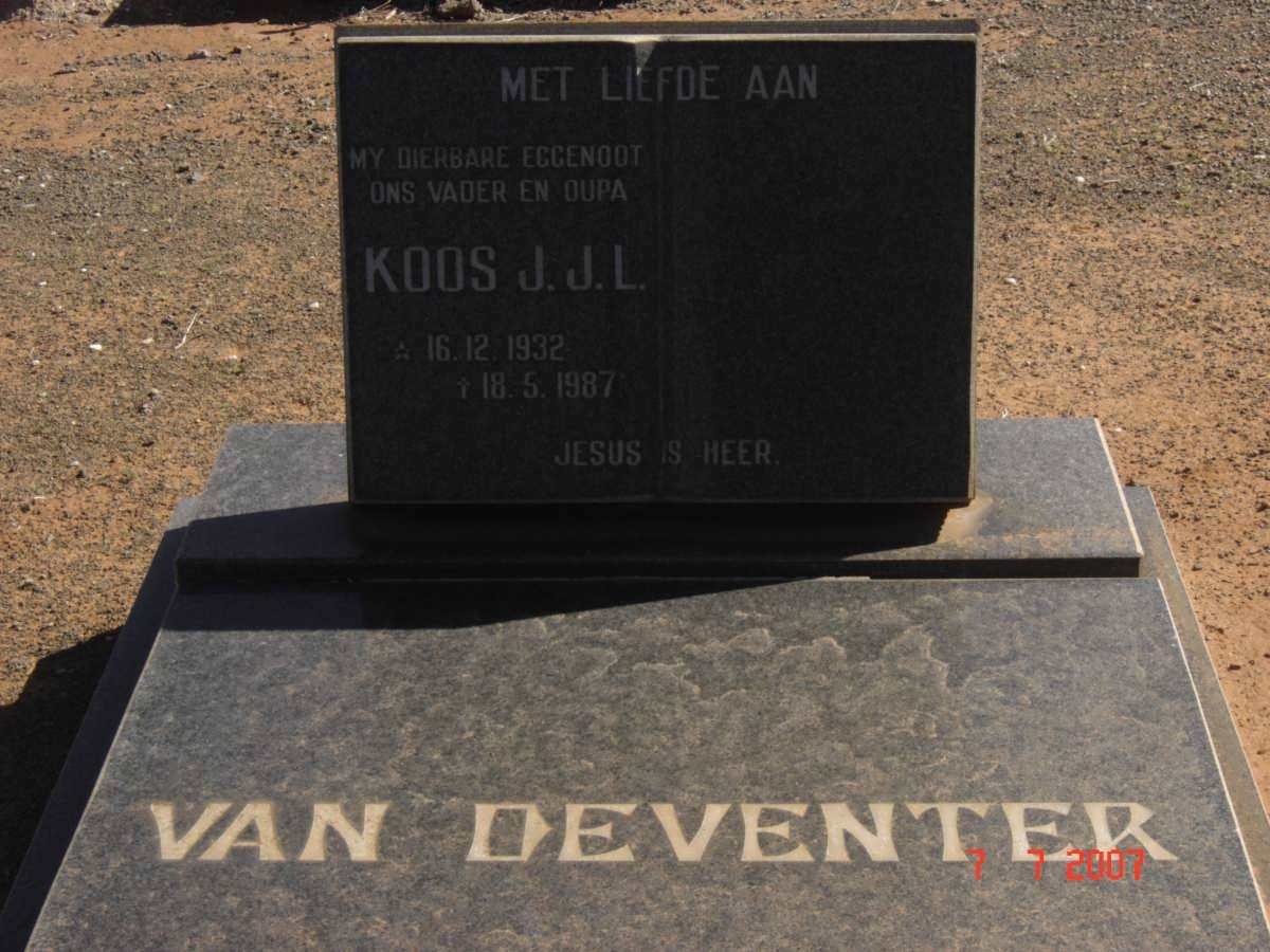 DEVENTER J.J.L., van 1932-1987