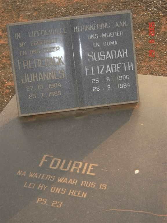 FOURIE Frederick Johannes 1904-1985 &amp; Susarah Elizabeth 1906-1994