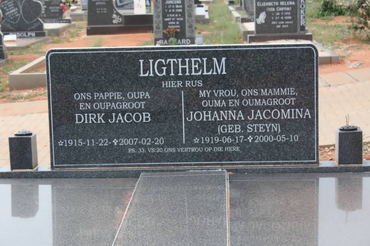 LIGTHELM Dirk Jacob 1915-2007 &amp; Johanna Jacomina STEYN 1919-2000