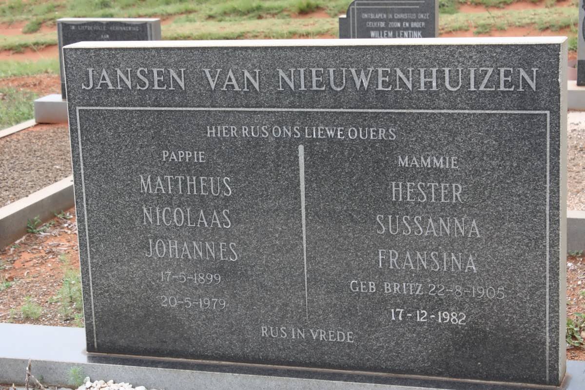 NIEUWENHUIZEN Mattheus Nicolaas Johannes, Jansen van 1899-1979 &amp; Hester Sussanna Fransina BRITZ 1905-1982