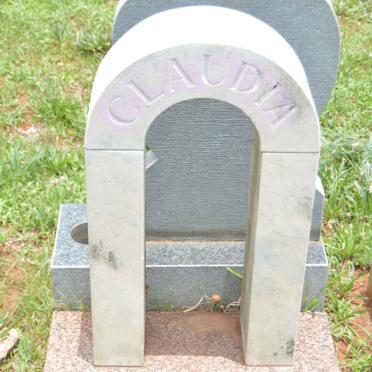 ? Claudia 1975-1975