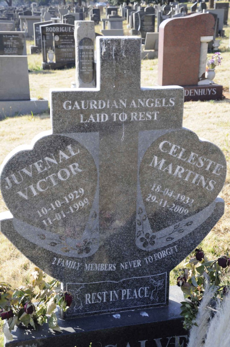 ?SALVES Juvenal Victor 1929-1999 &amp; Celeste Martins 1932-2000