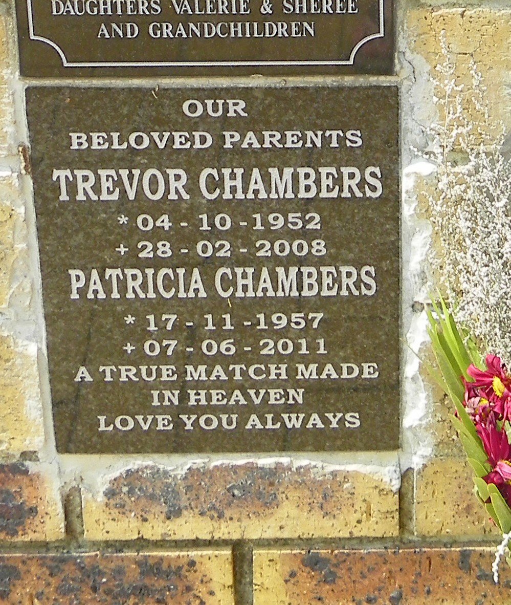 CHAMBERS Trevor 1952-2008 &amp; Patricia 1957-2011
