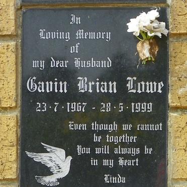 LOWE Gavin Brian 1967-1999