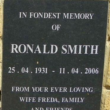 SMITH Ronald 1931-2006