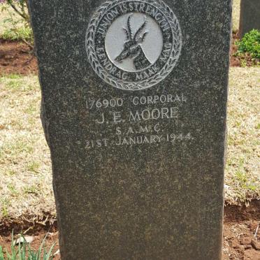 MOORE J.E. -1944