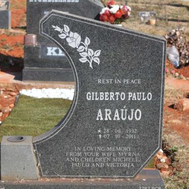 ARAUJO Gilberto Paulo 1932-2011