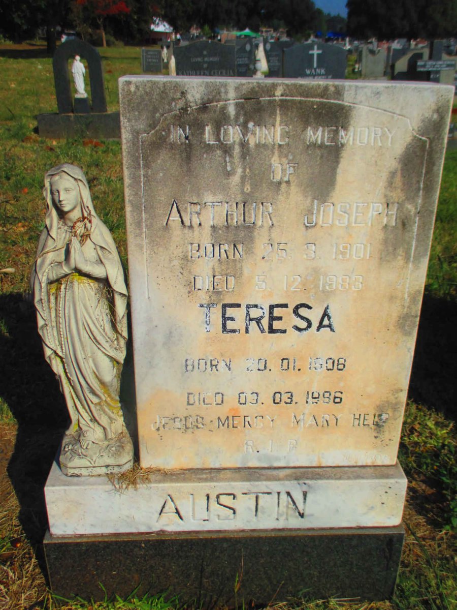AUSTIN Arthur Joseph 1901-1983 &amp; Teresa 1908-1986