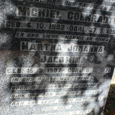 BEKKER Michiel Coenradt 1902-195? &amp; Martha Johanna Jacomina 1907-1971