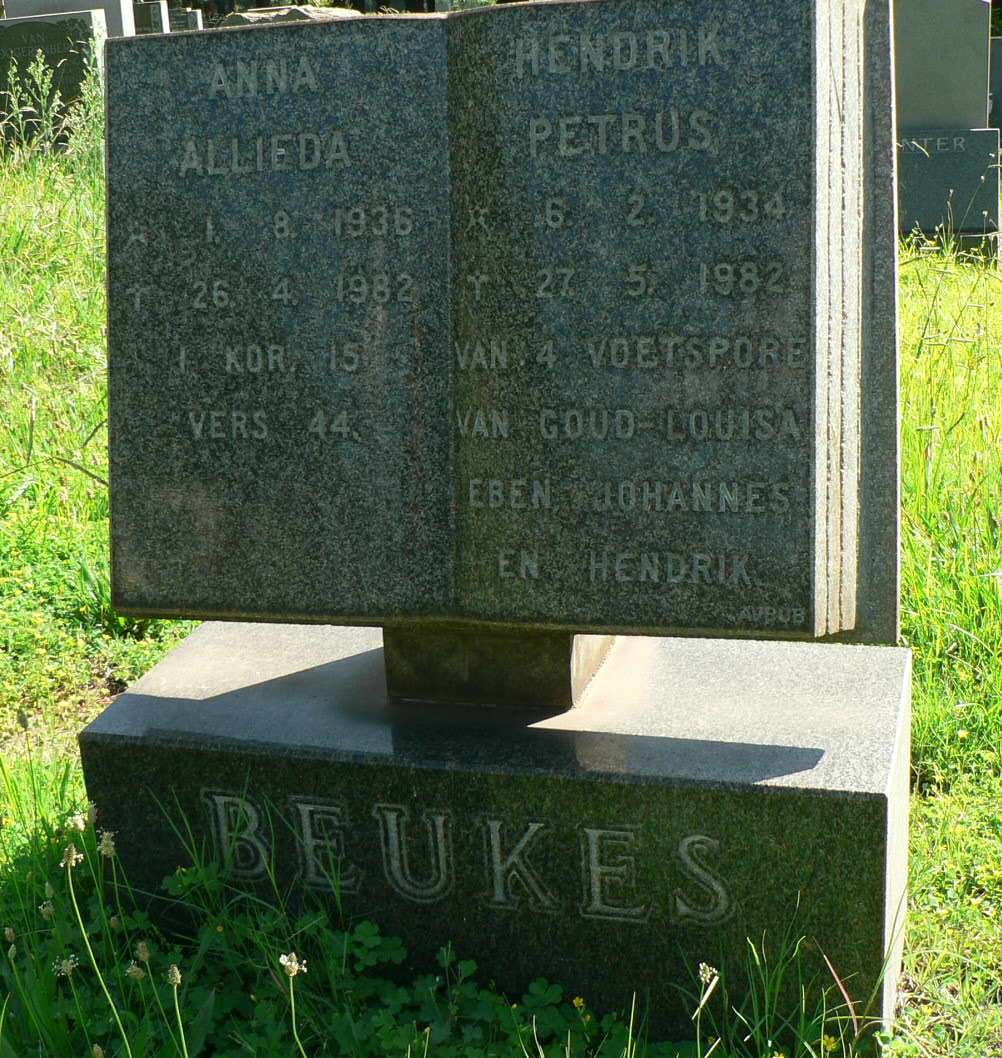 BEUKES Hendrik Petrus 1934-1982 &amp; Anna Allieda 1936-1982