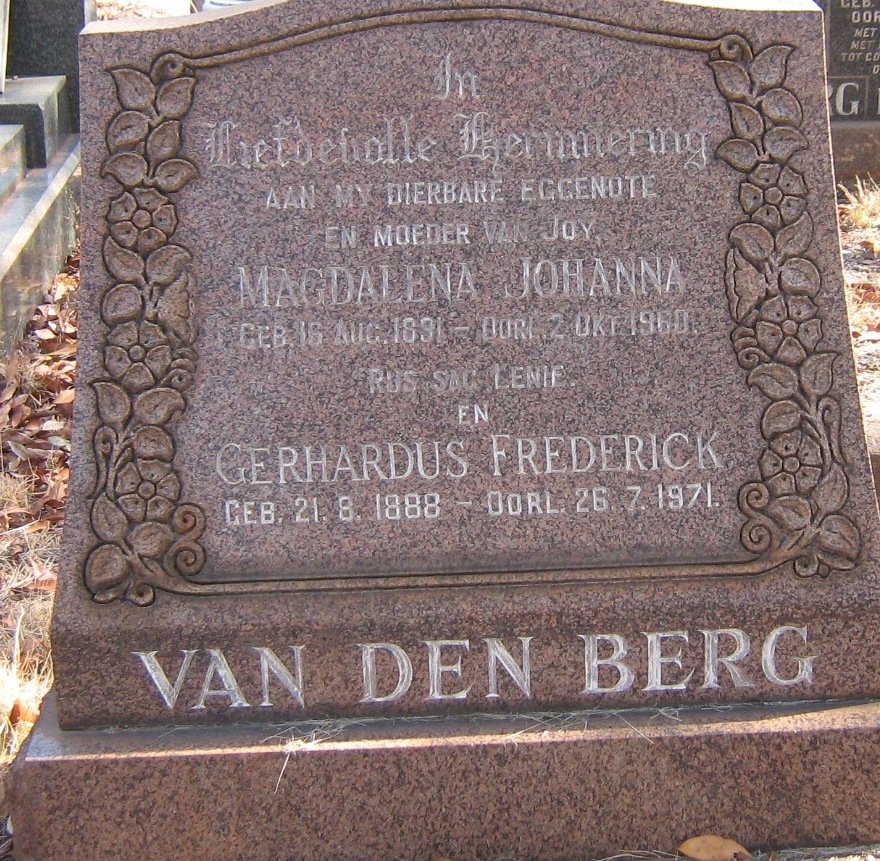 BERG Gerhardus Frederick, van den 1888-1971 &amp; Magdalena Johanna 1891-1960
