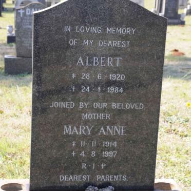BERNIER Albert, de 1920-1984 &amp; Mary Anne 1914-1997