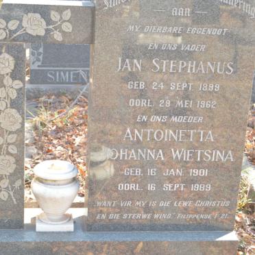 BOTHA Jan Stephanus 1899-1962 &amp; Antoinetta Johanna Wietsina 1901-1989