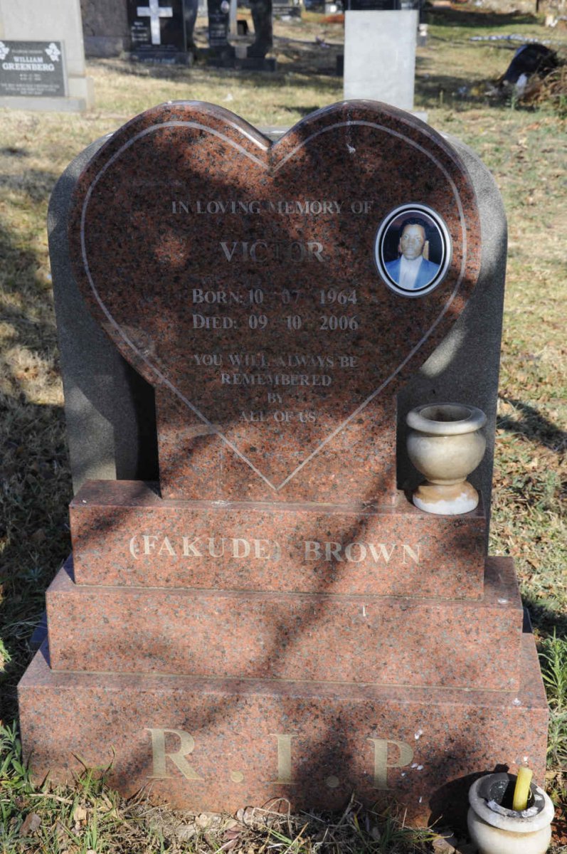 BROWN Victor 1964-2006