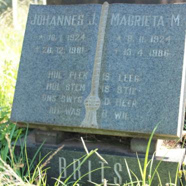 BRITS Johannes J. 1924-1981 &amp; Magrieta M. 1924-1986