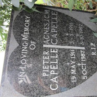 CAPELLE Pieter 1911-1987 &amp; Agnes J.C.M. 1911-1992
