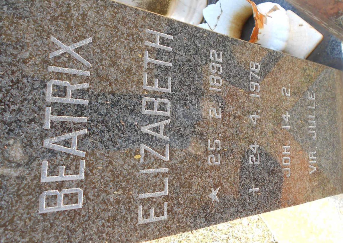 CLAASSENS Jacobus Marthinus 1891-1962 &amp; Beatrix Elizabeth 1892-1978