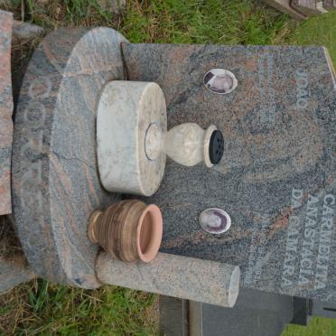 CORREIA Joao 1932-2000 &amp; Carmelita Anastacia DA CAMARA 1930-1993