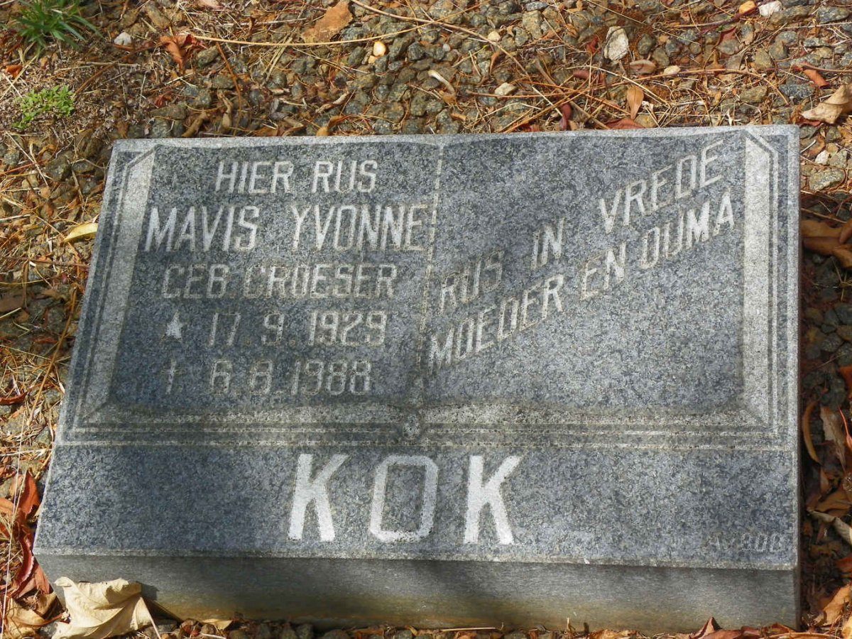 CROESER Jan Christoffel 1896-1968 :: KOK Mavis Yvonne nee CROESER 1929-1988 :: CROESER Jannie 1941-1943