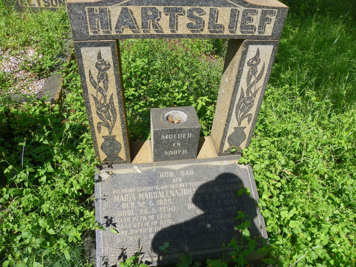 HARTSLIEF Johannes Abraham 1884-1954 &amp; Maria Magdalena 1889-1950