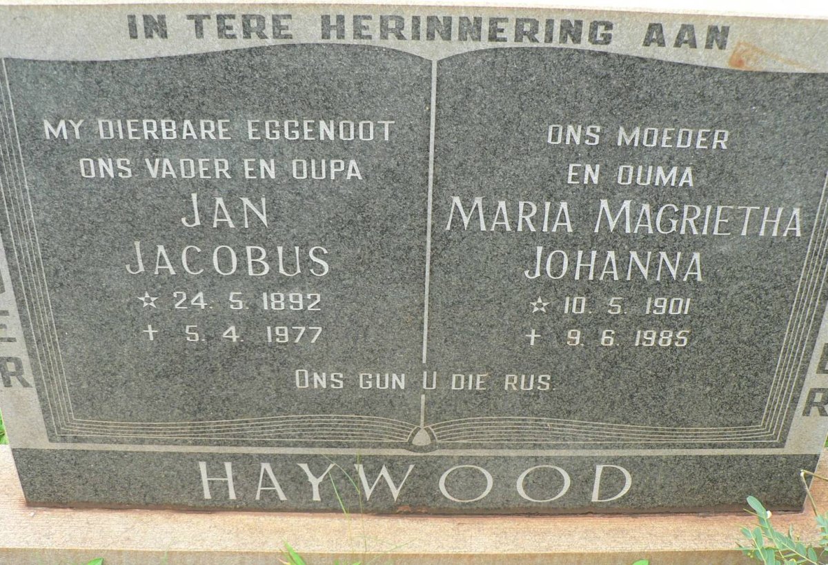 HAYWOOD Jan Jacobus 1892-1977 &amp; Maria Magrietha Johanna 1901-1985