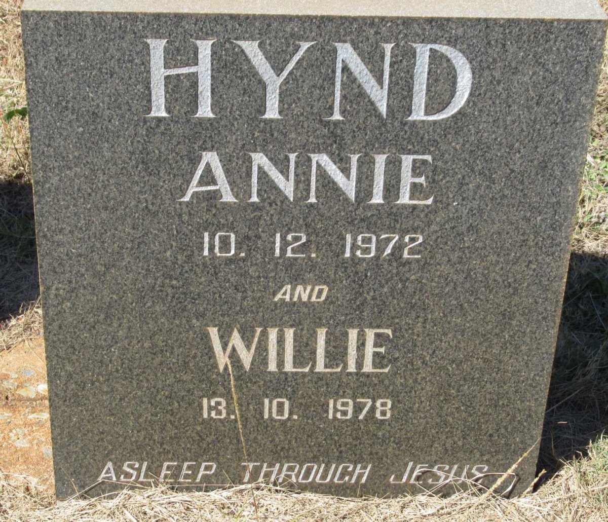HYND Willie -1978 &amp; Annie -1972