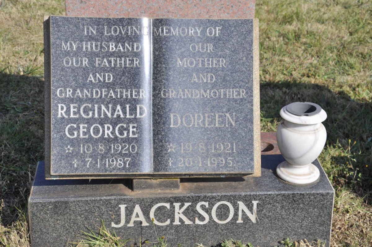 JACKSON Reginald George 1920-1987 &amp; Doreen 1921-1995