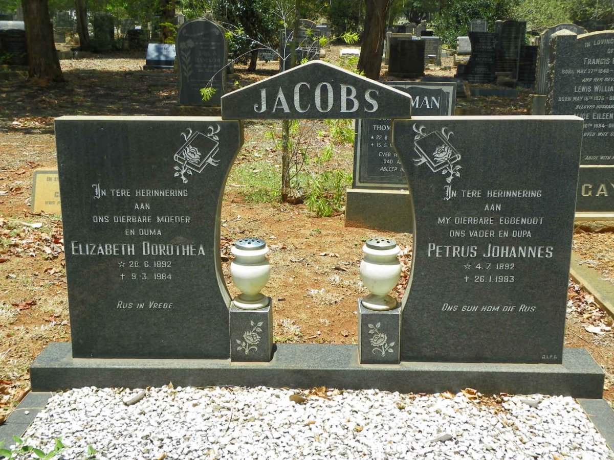 JACOBS Petrus Johannes 1892-1983 &amp; Elizabeth Dorothea 1892-1984